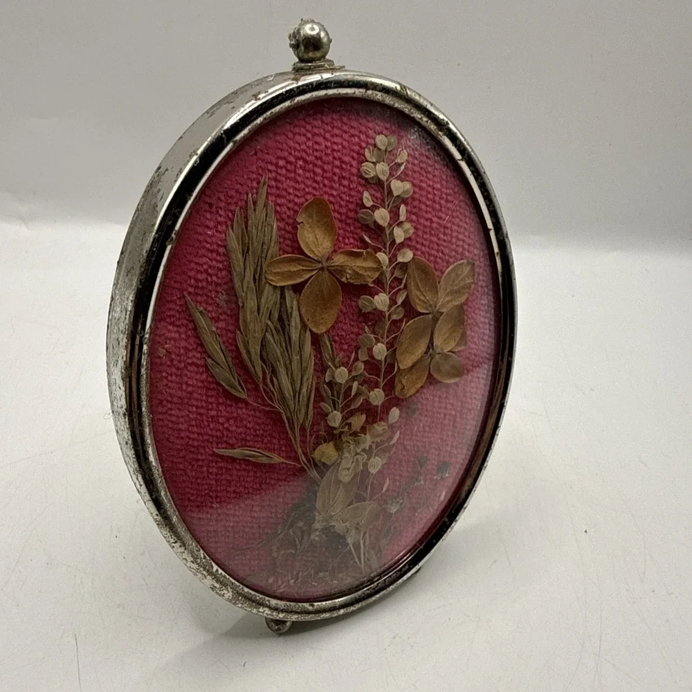 Vtg. Silver Oval Dried Flowers Photo Picture Frame Convex Glass  4